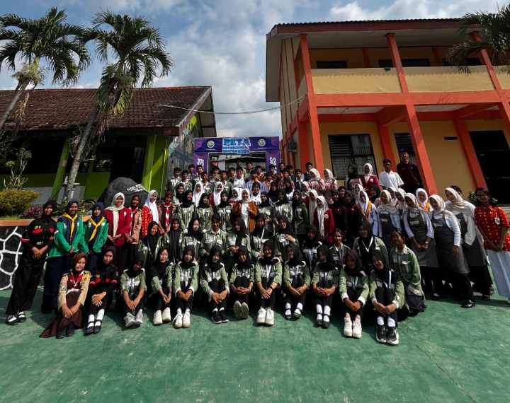 PETA (PETUALANGAN EKSTRA) BERLANGSUNG SERU DAN PENUH KEKOMPAKAN